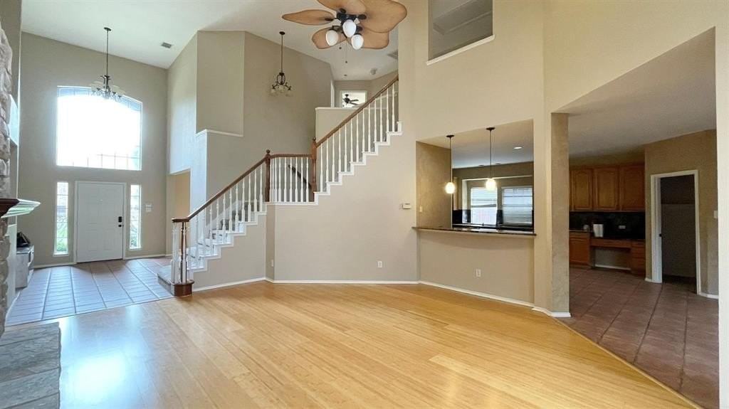 2712 Oakland Hills Dr - Photo 2 of 17