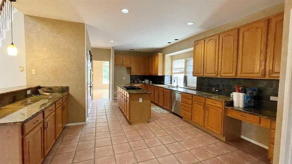 2712 Oakland Hills Dr - Photo 7 of 17