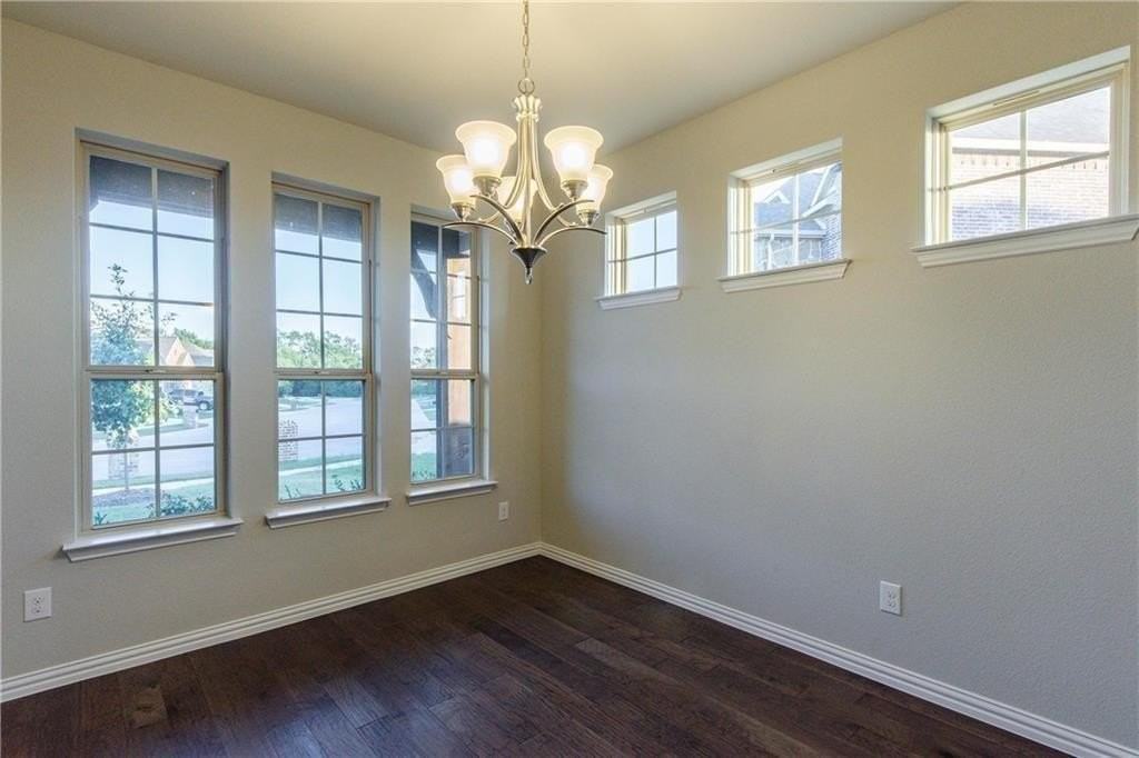 3928 Southern Ridge Dr - Photo 3 of 24