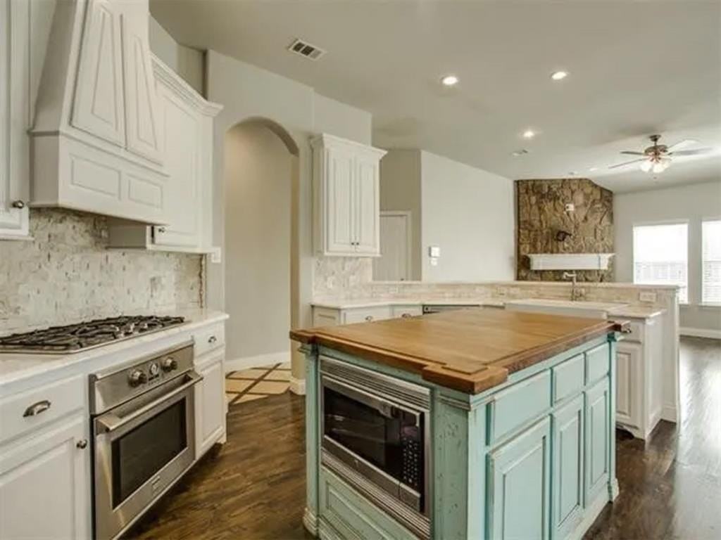 13485 Grayhawk Blvd - Photo 2 of 16