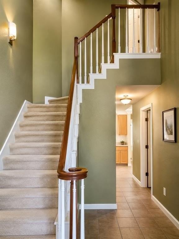 1104 W Winding Creek Dr - Photo 2 of 7