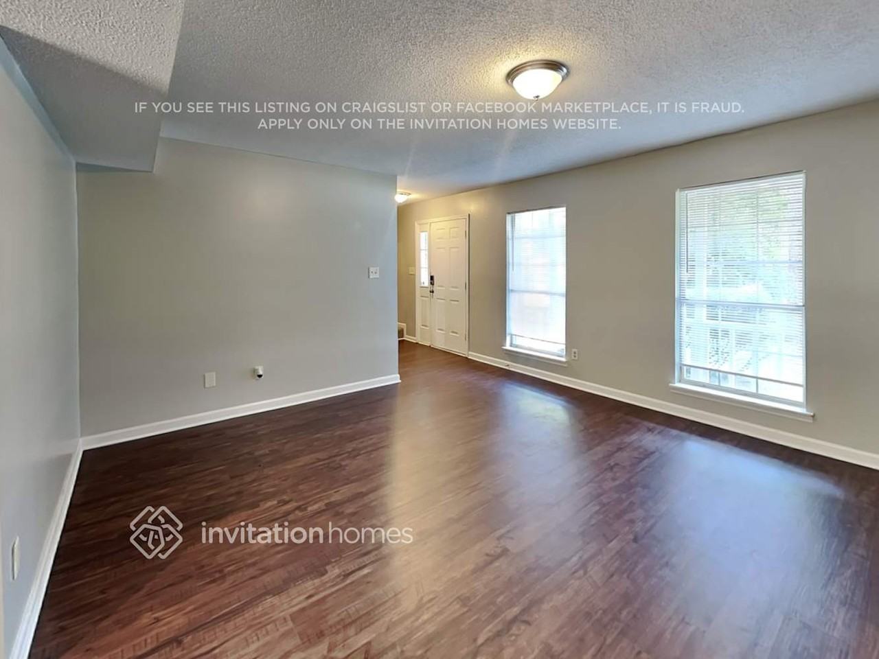 7025 Markway Dr - Photo 4 of 20
