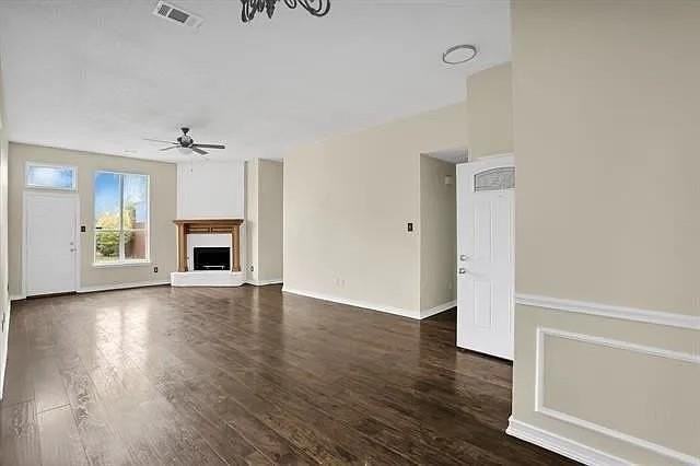 827 Cornell Ln - Photo 2 of 17