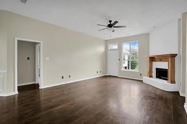 827 Cornell Ln - Photo 7 of 17