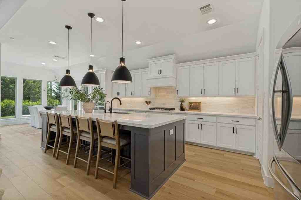 1513 Snapdragon Ct - Photo 6 of 34