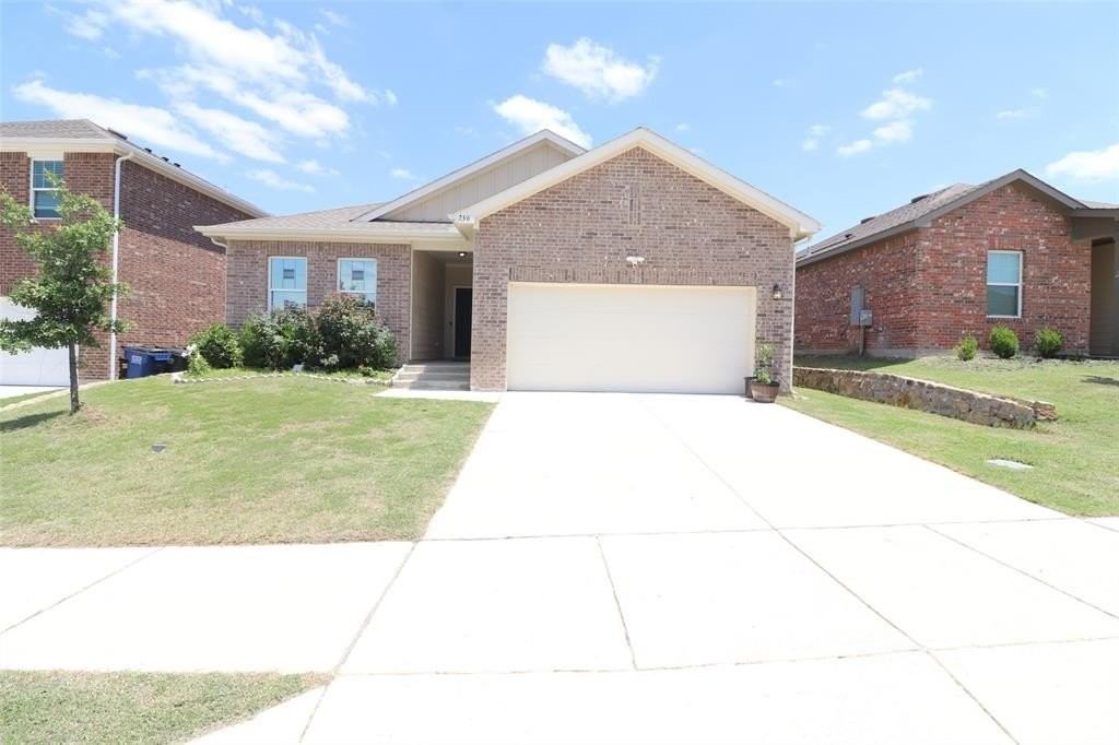 736 Richmond Dr - Photo 2 of 31