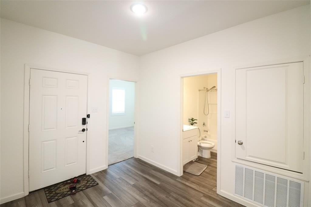 736 Richmond Dr - Photo 4 of 31