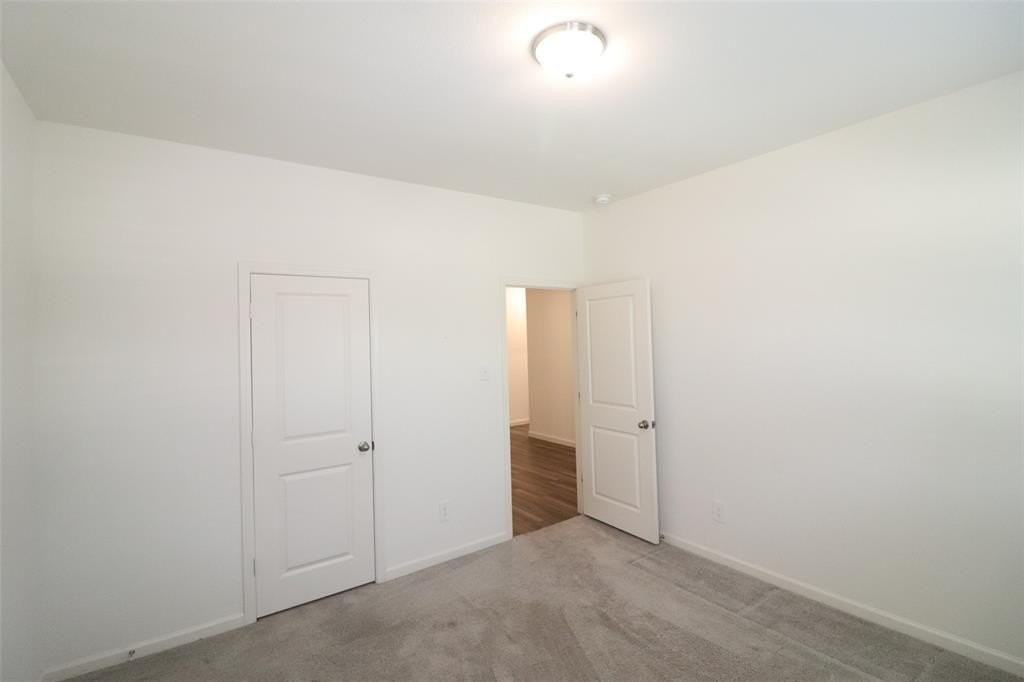 736 Richmond Dr - Photo 6 of 31