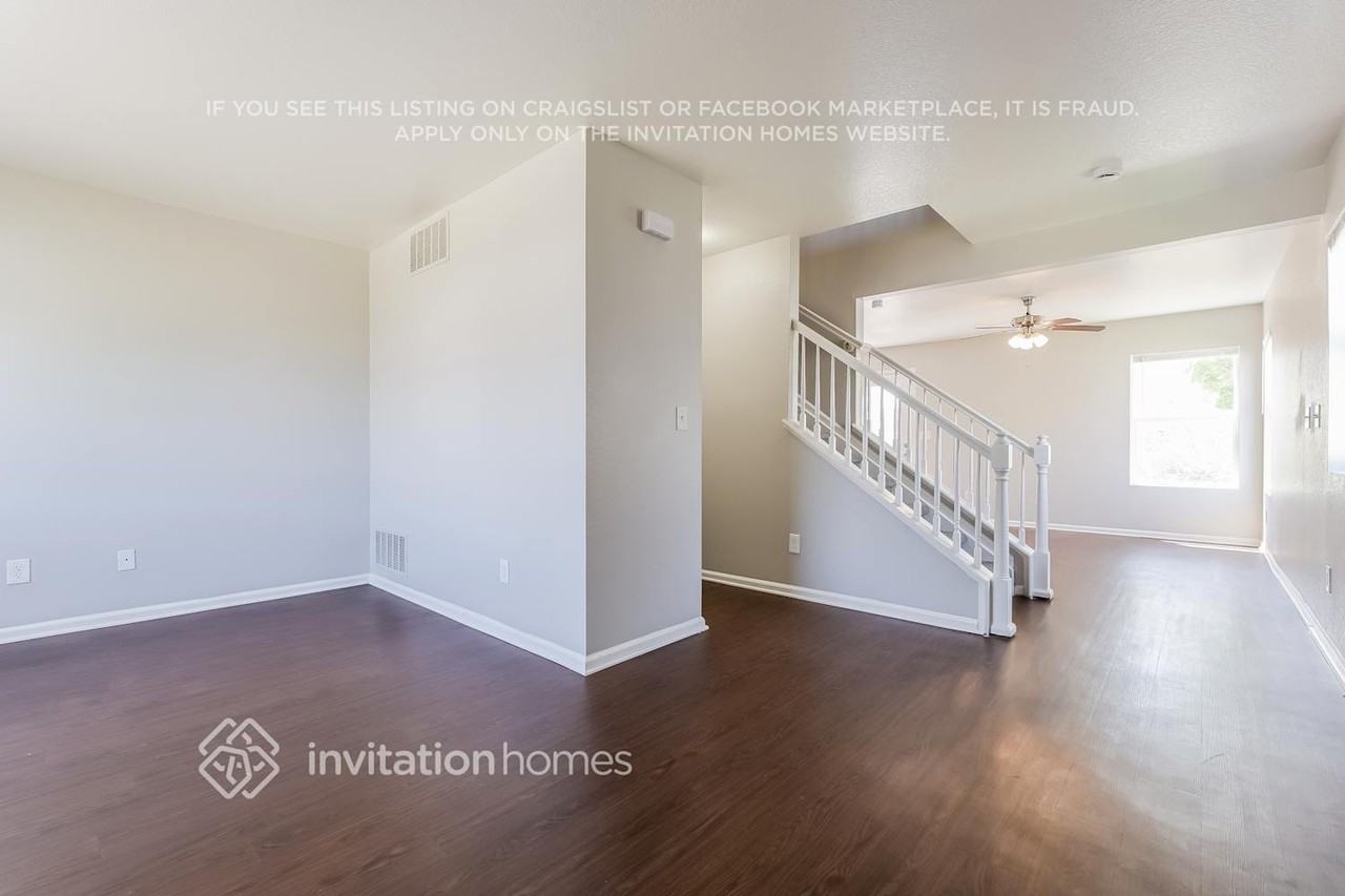 18606 E 45th Pl - Photo 5 of 18