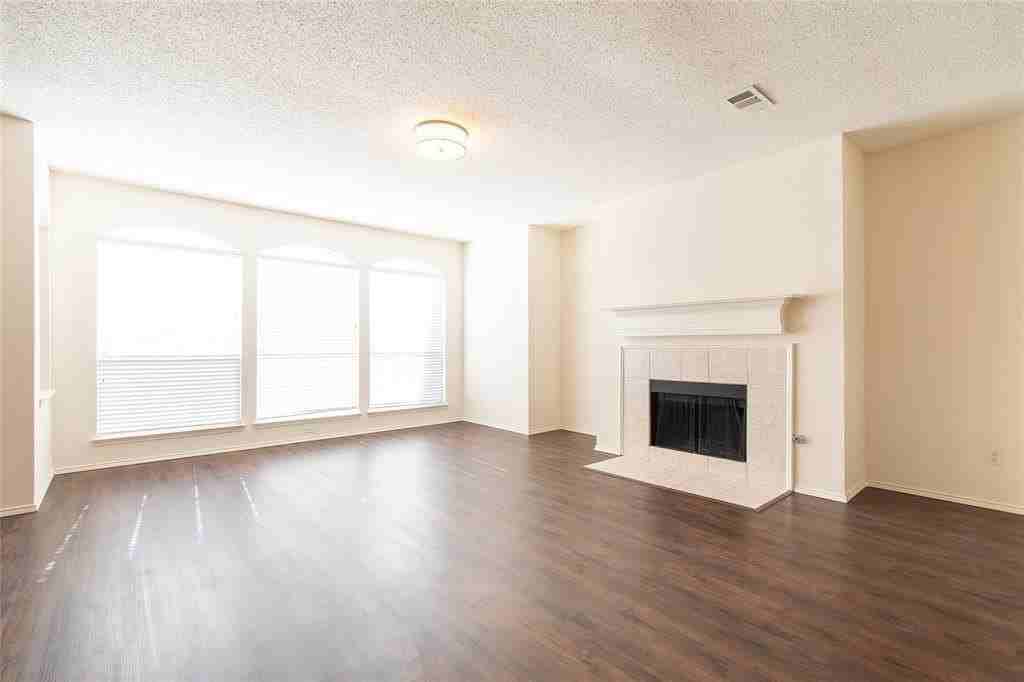 5905 Vineyard Ln - Photo 6 of 30
