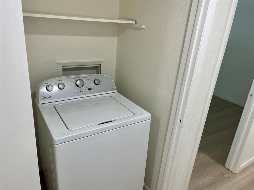 802 Kingswood Ave - Photo 5 of 9
