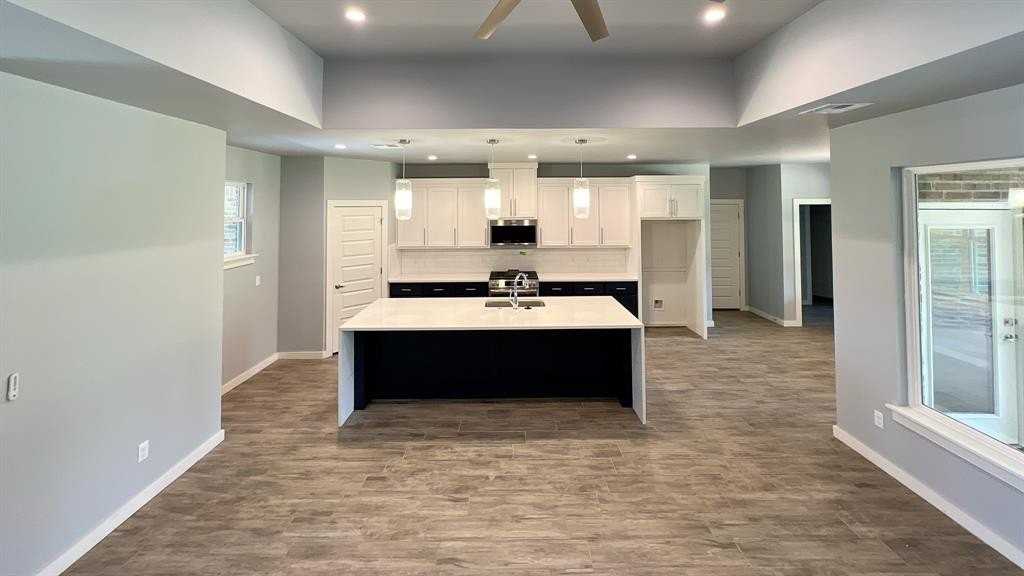 17611 Natalie Ct - Photo 7 of 30