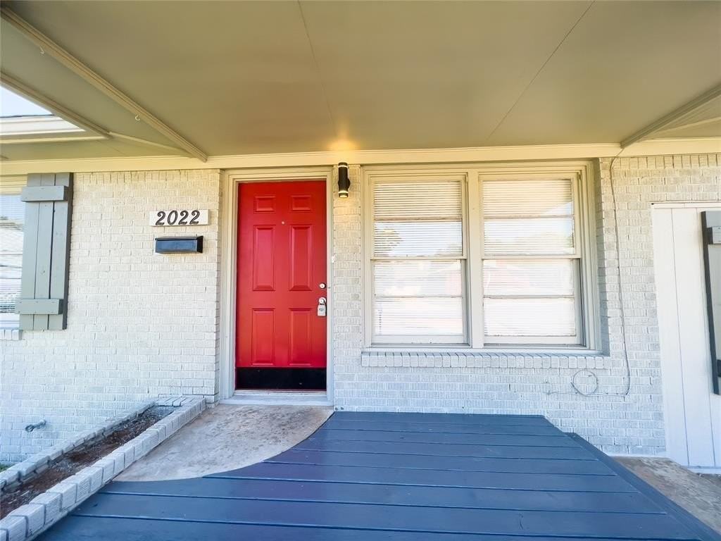 2022 Nw 33rd St - Photo 2 of 25