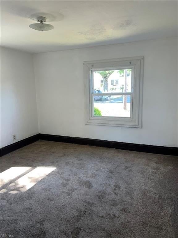 1259 Little Bay Ave - Photo 6 of 9