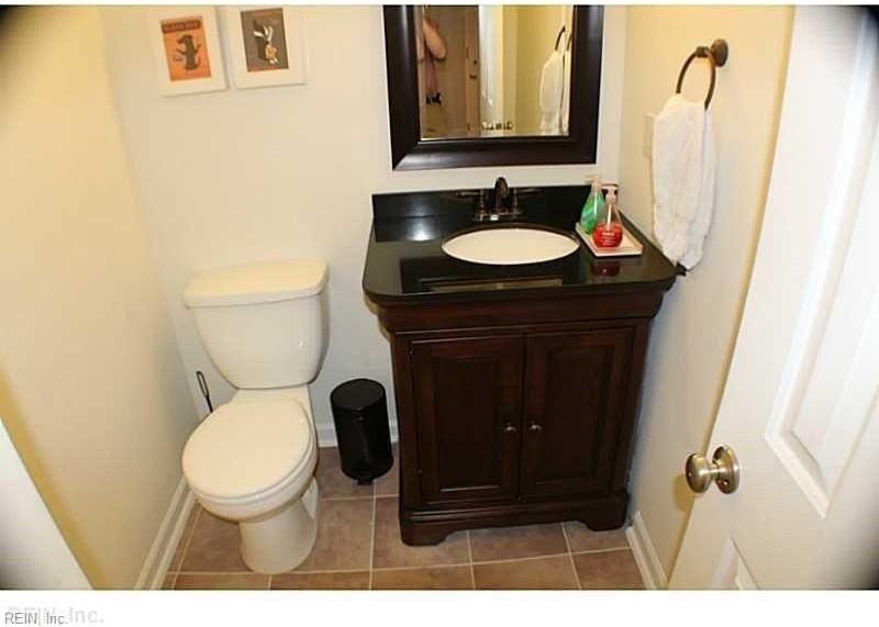 1605 Margin Ct - Photo 3 of 27