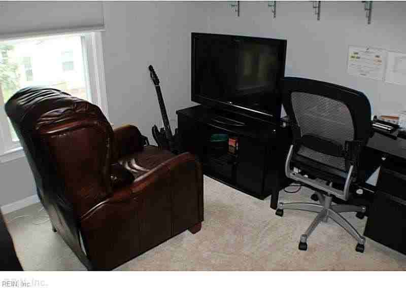 1605 Margin Ct - Photo 7 of 27