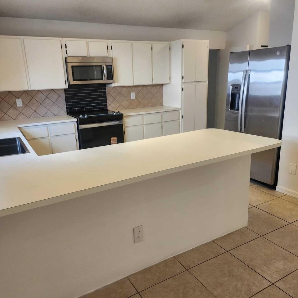9915 Nw 41st Ct #9915 - Photo 5 of 26