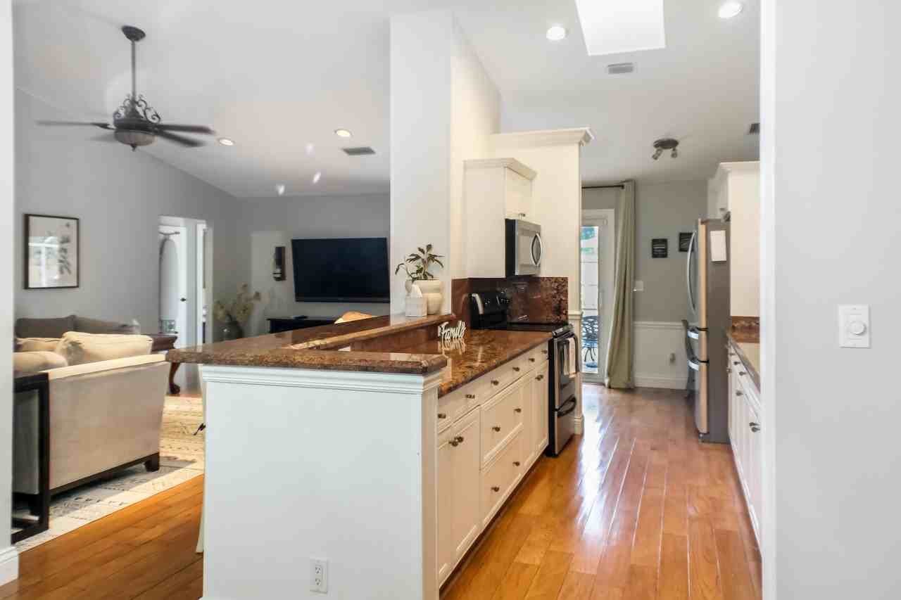 874 Blueberry Dr - Photo 7 of 40