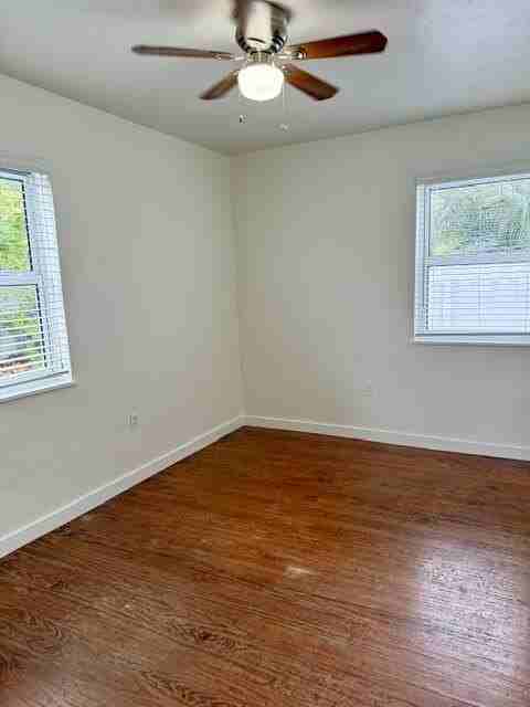 715 2nd Ave S #1 - Photo 3 of 16