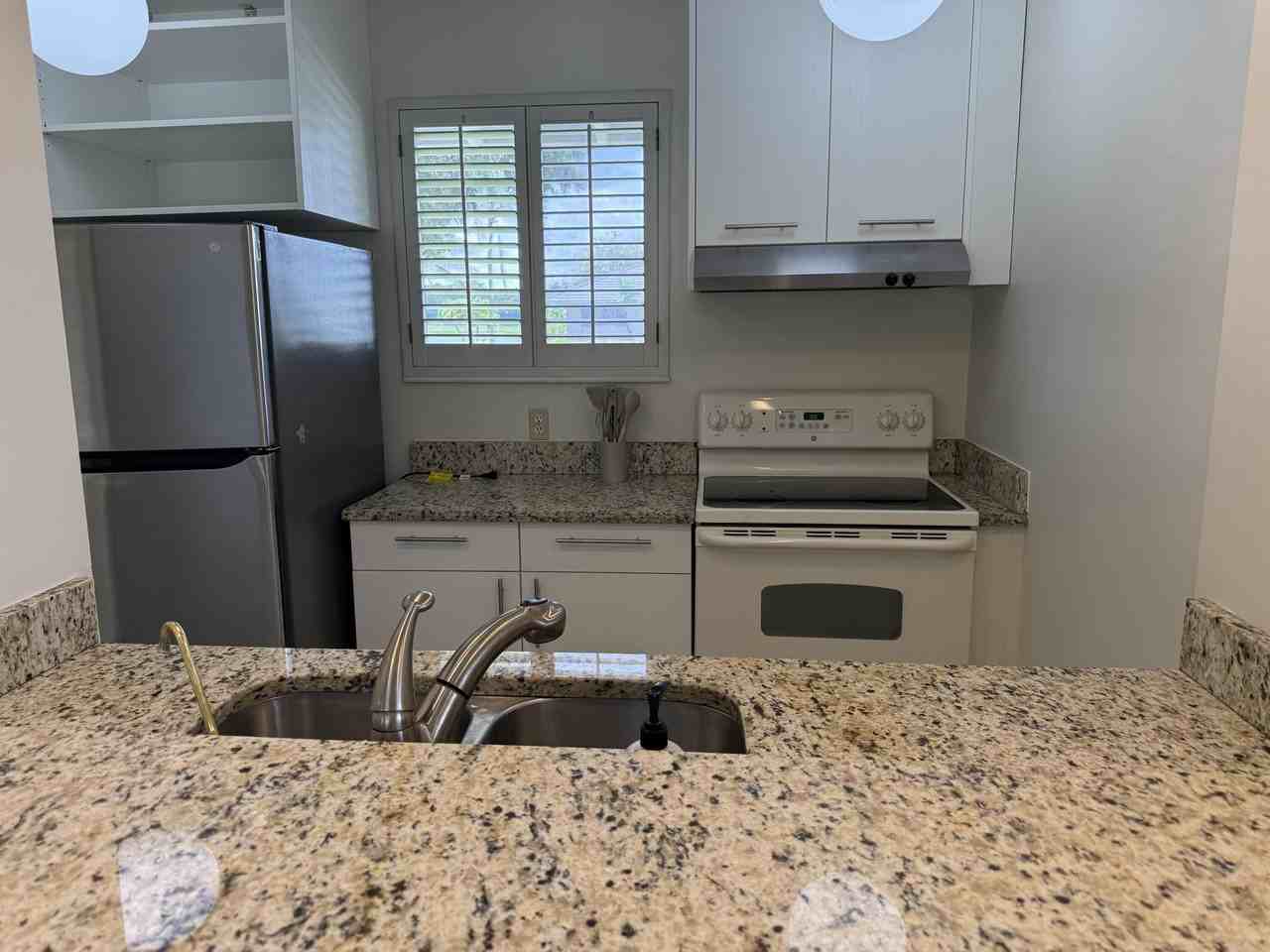 112 Club Dr - Photo 7 of 27