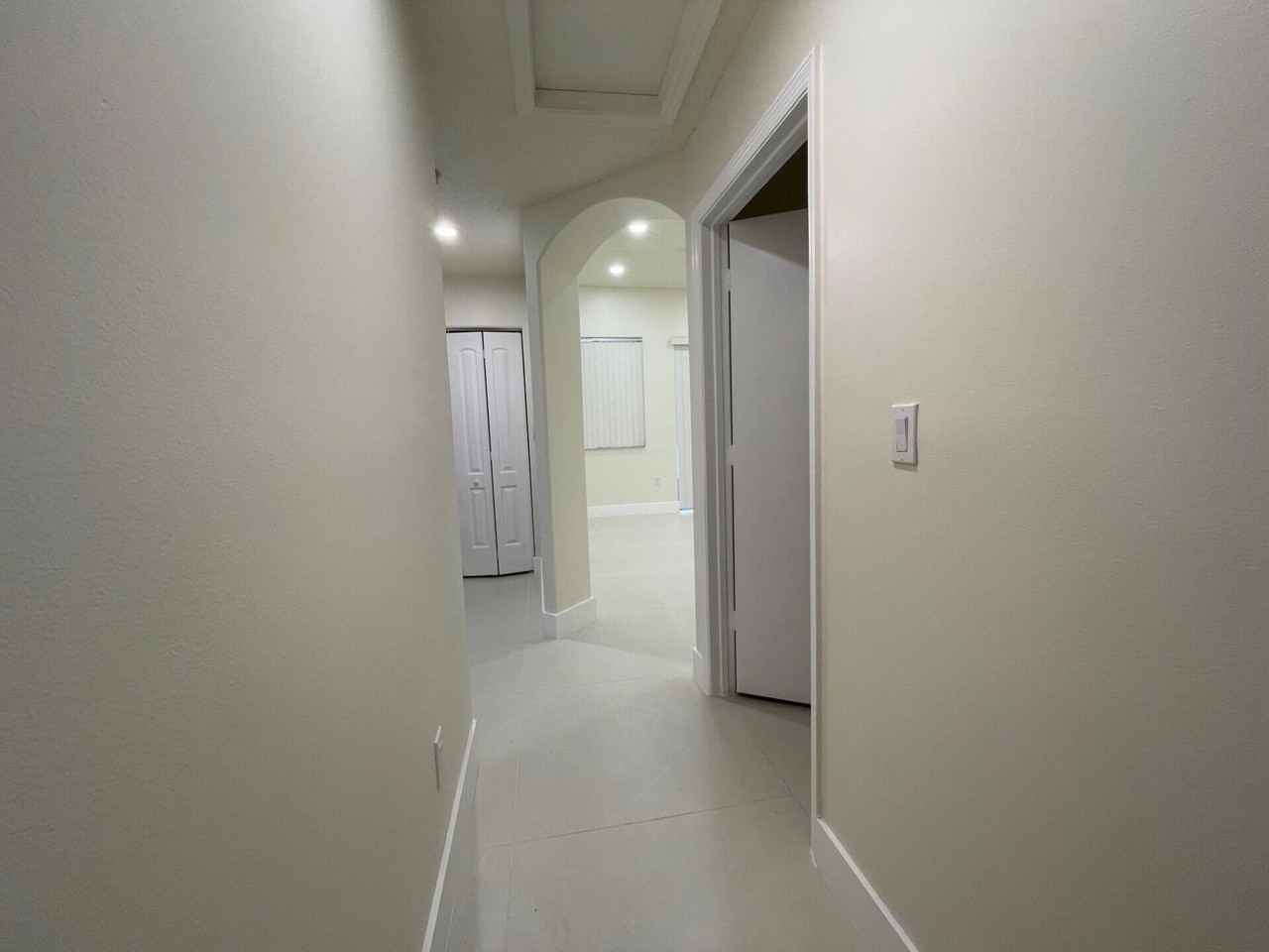1806 Nw 98th Ave - Photo 7 of 50