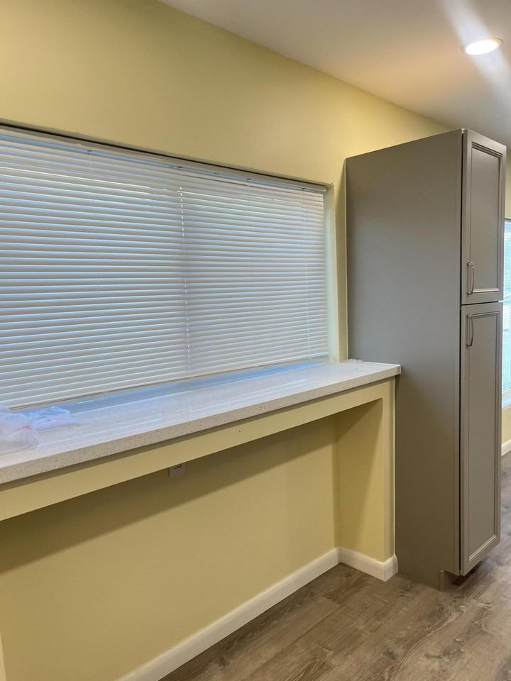 1172 Arizona Ave - Photo 4 of 8