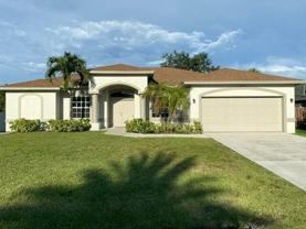 2357 Sw Norton St - Photo 1 of 1