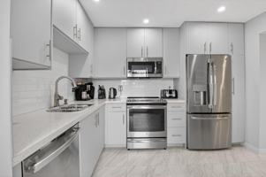 featured image of 7563 Glendevon Ln #1306