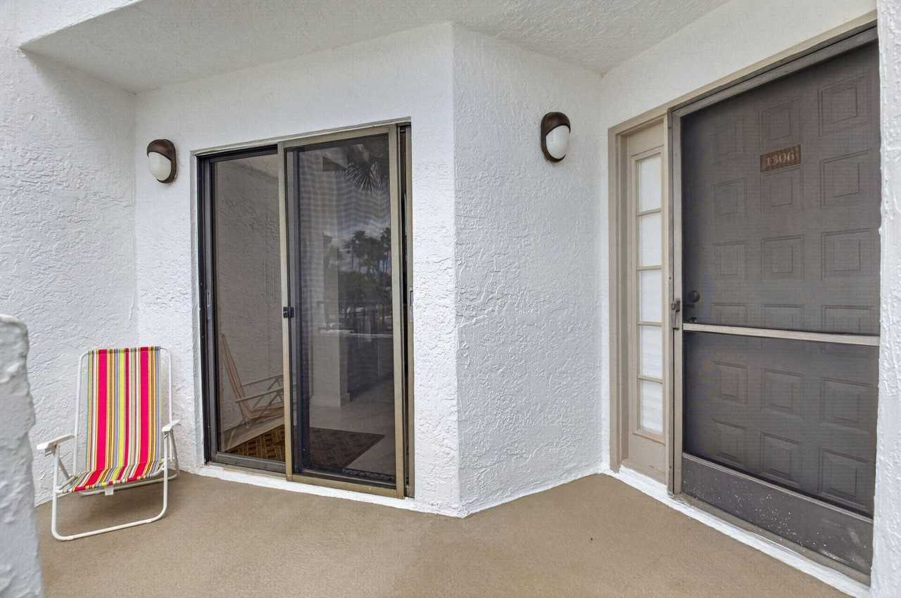 7563 Glendevon Ln #1306 - Photo 5 of 50