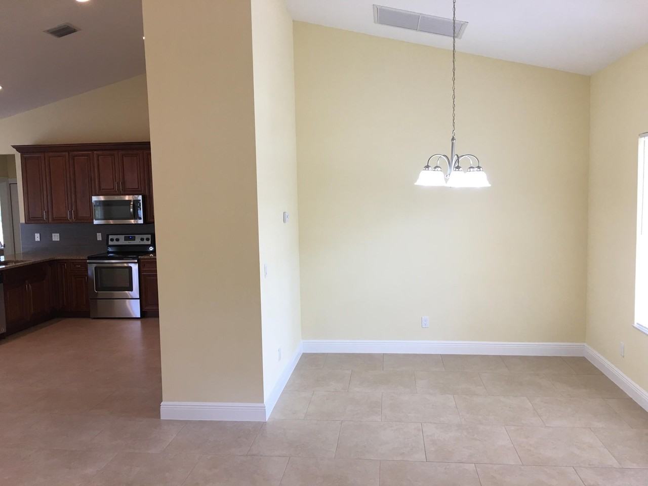 5866 Nw Mesa Cir - Photo 6 of 10