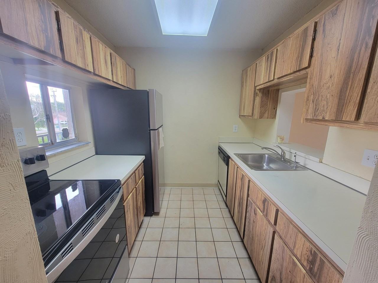 7900 Nw 50th St #304 - Photo 6 of 20