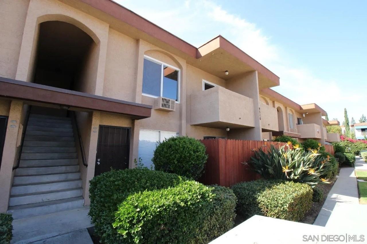 9516 Carroll Canyon Rd #212 - Photo 3 of 16