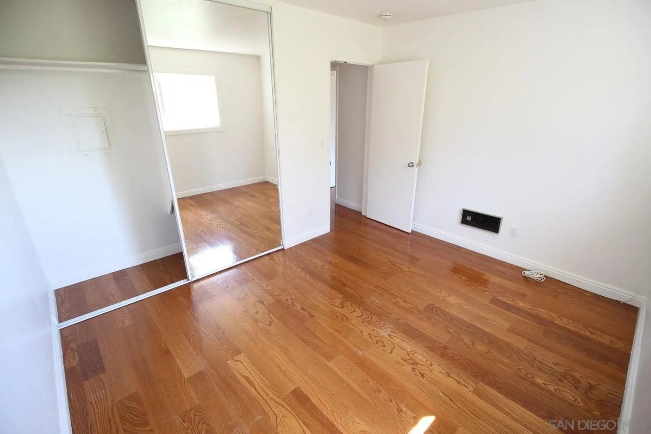 9516 Carroll Canyon Rd #212 - Photo 7 of 16