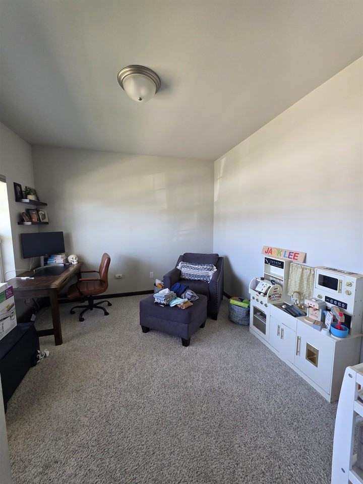 9933 Cape Silver Way - Photo 4 of 23