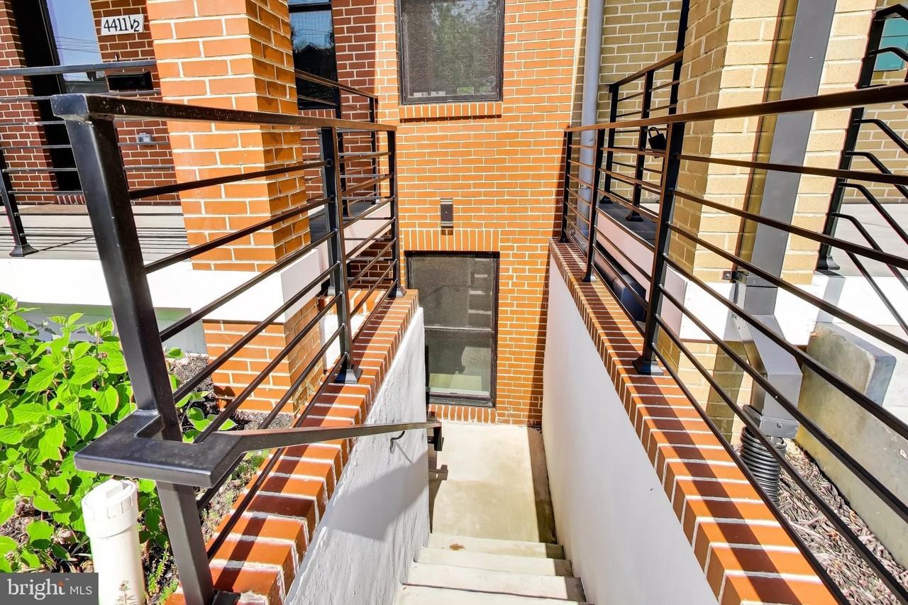 4411 1/2 Illinois Ave Nw #B - Photo 3 of 17