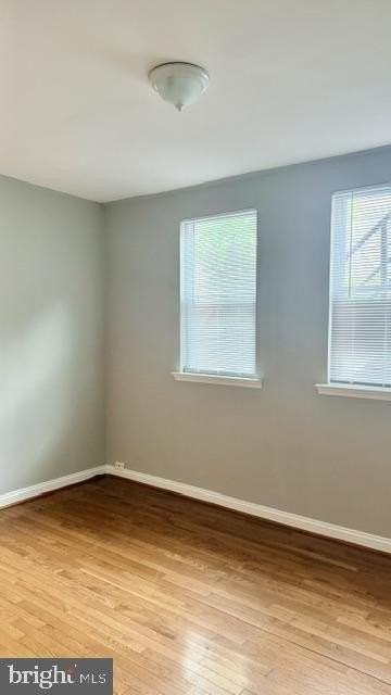 1424 Staples St Ne #1 - Photo 5 of 8