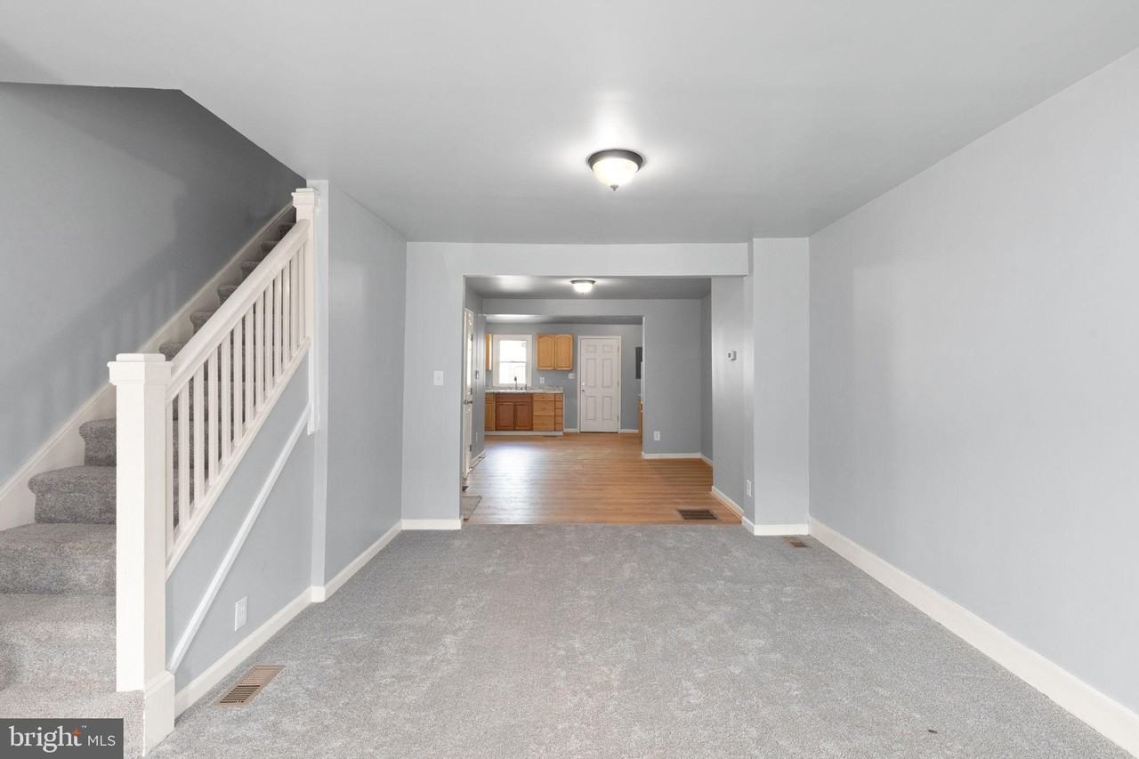 6552 Parnell Ave - Photo 2 of 17