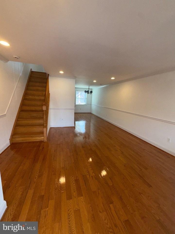 1907 Penhall Rd - Photo 4 of 50