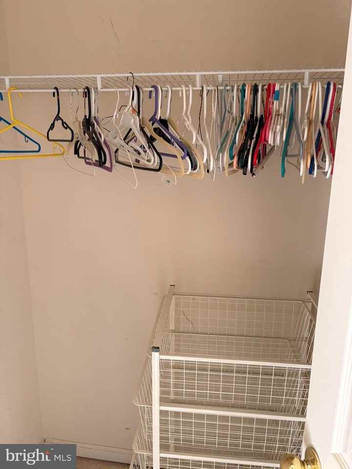 1012 Havencrest St - Photo 6 of 9
