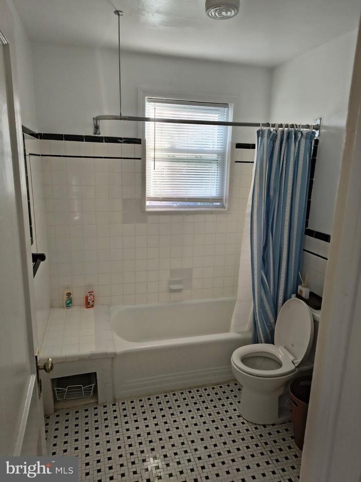 9316 Sudbury Rd - Photo 6 of 19