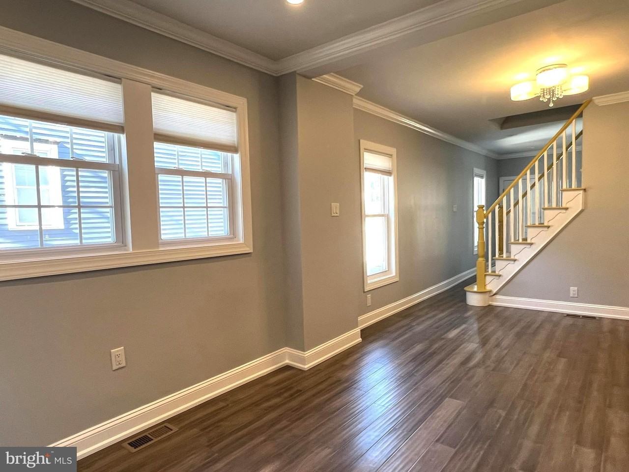 216 Lakeview Ave - Photo 6 of 20