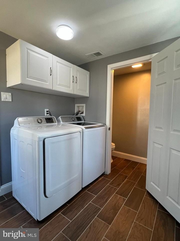 216 Lakeview Ave - Photo 7 of 20