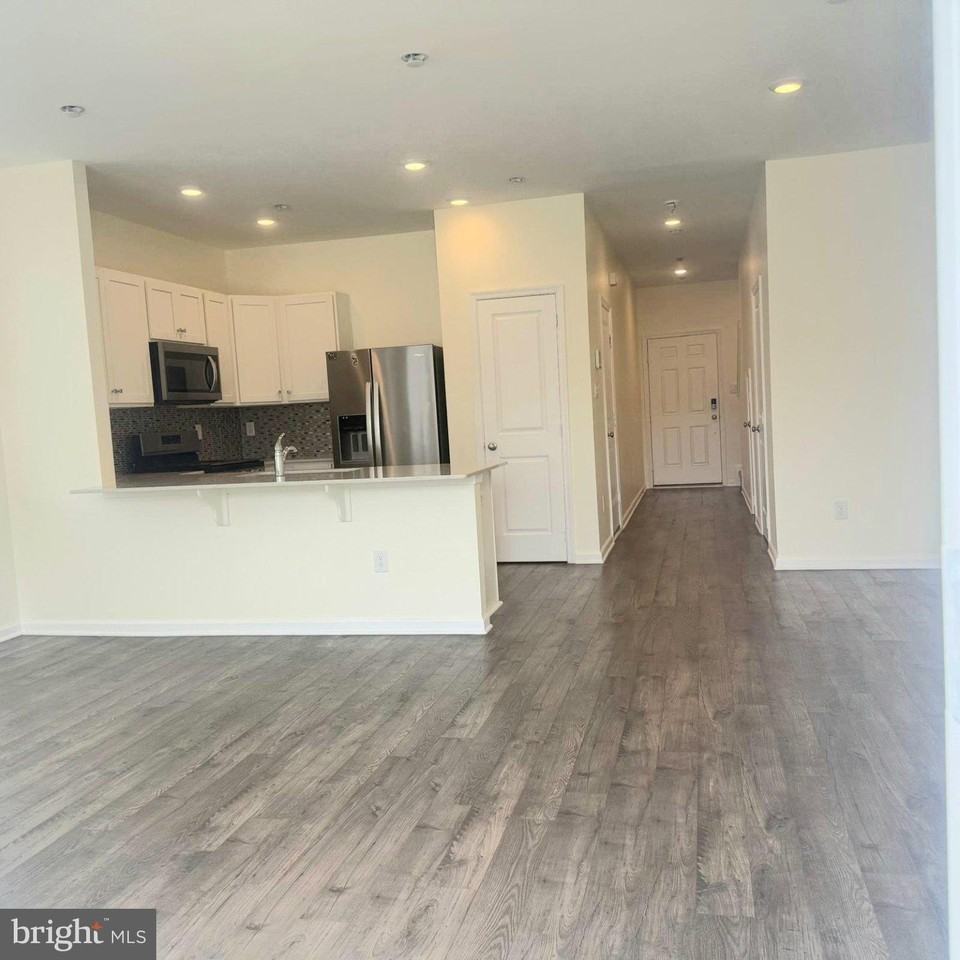 324 Mazzeo Dr - Photo 7 of 21