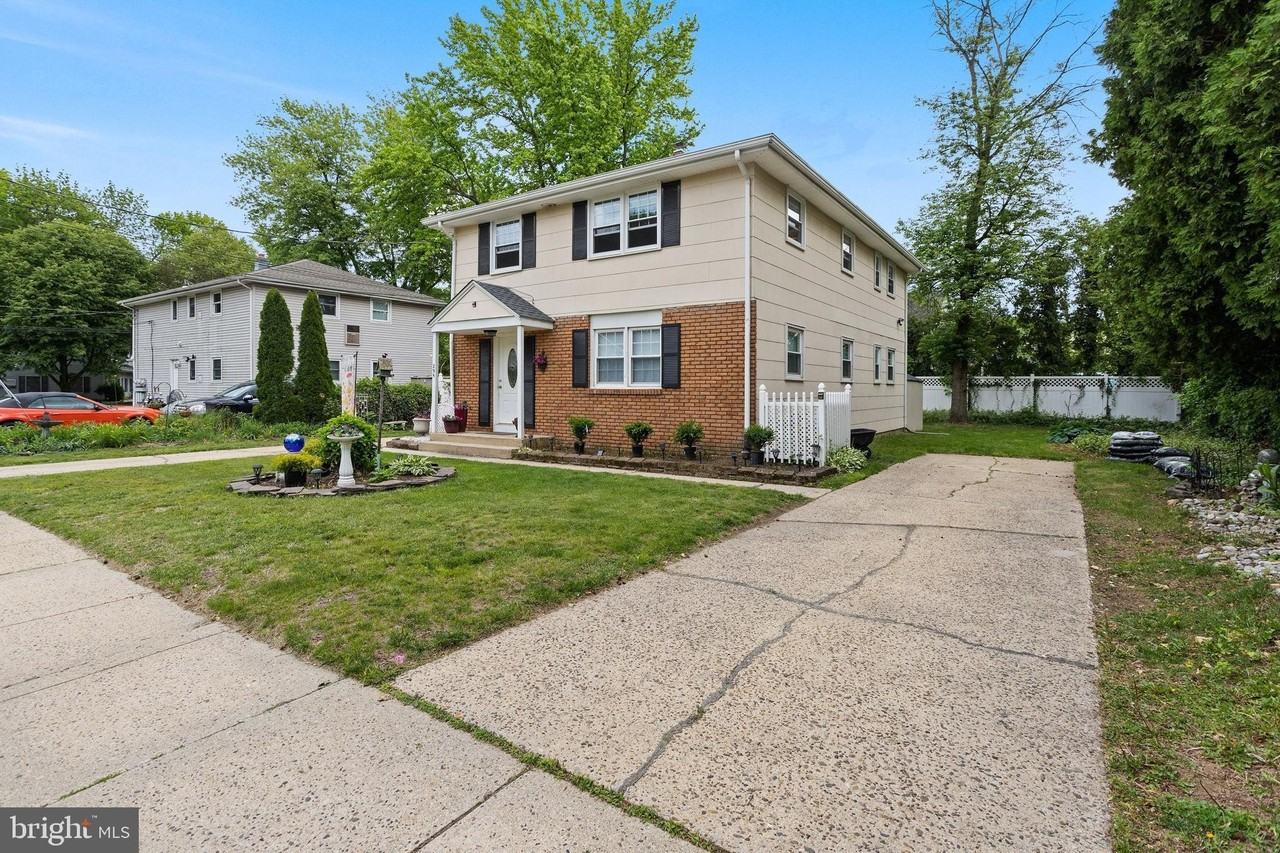 295 Lander Dr #B - Photo 2 of 18