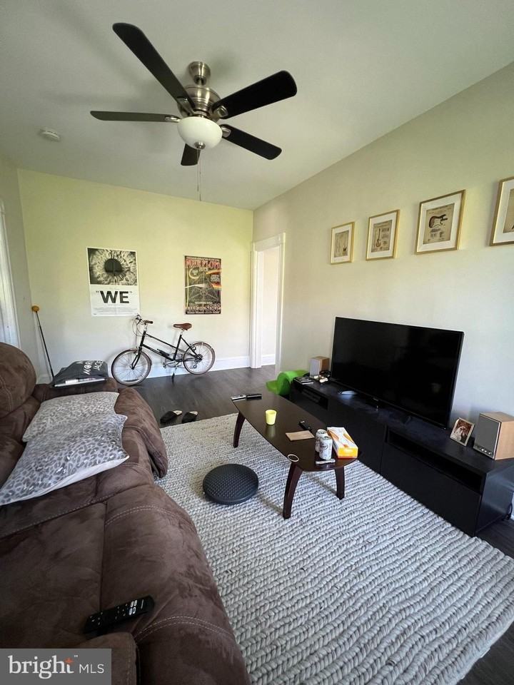 39--43 WITHERSPOON Street #A - Photo 2 of 9