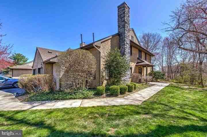 17 Ashford Dr - Photo 2 of 34