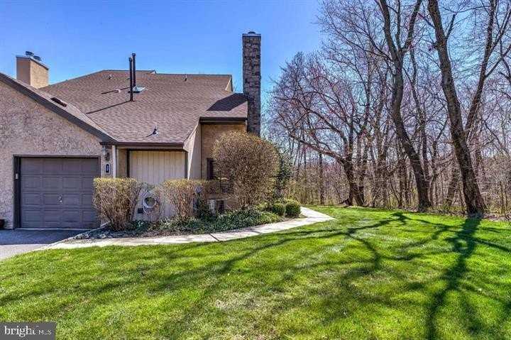 17 Ashford Dr - Photo 4 of 34