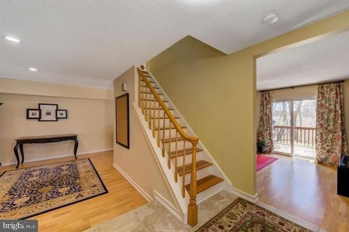 17 Ashford Dr - Photo 6 of 34