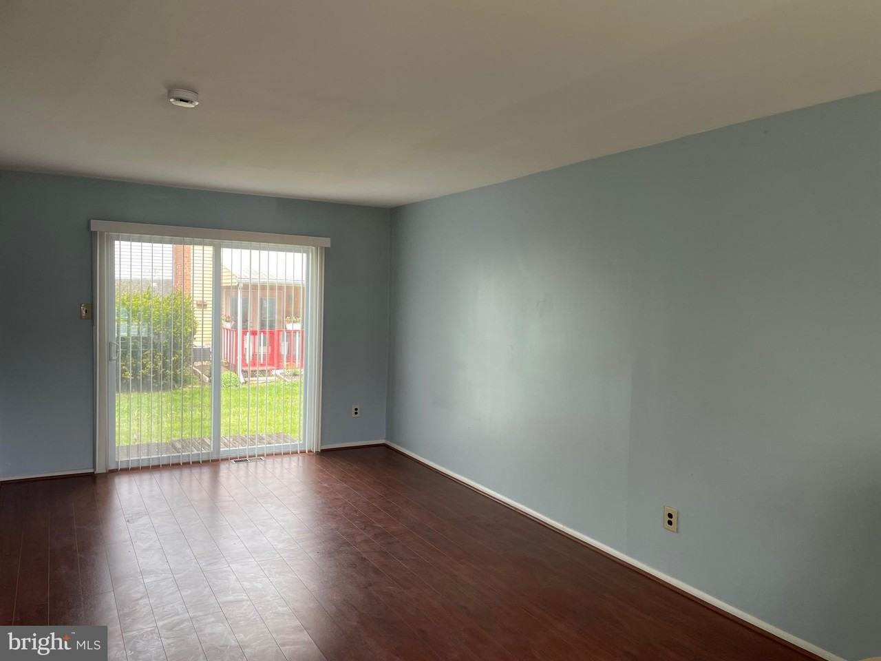 1933 Juniper Ln #25 - Photo 7 of 23
