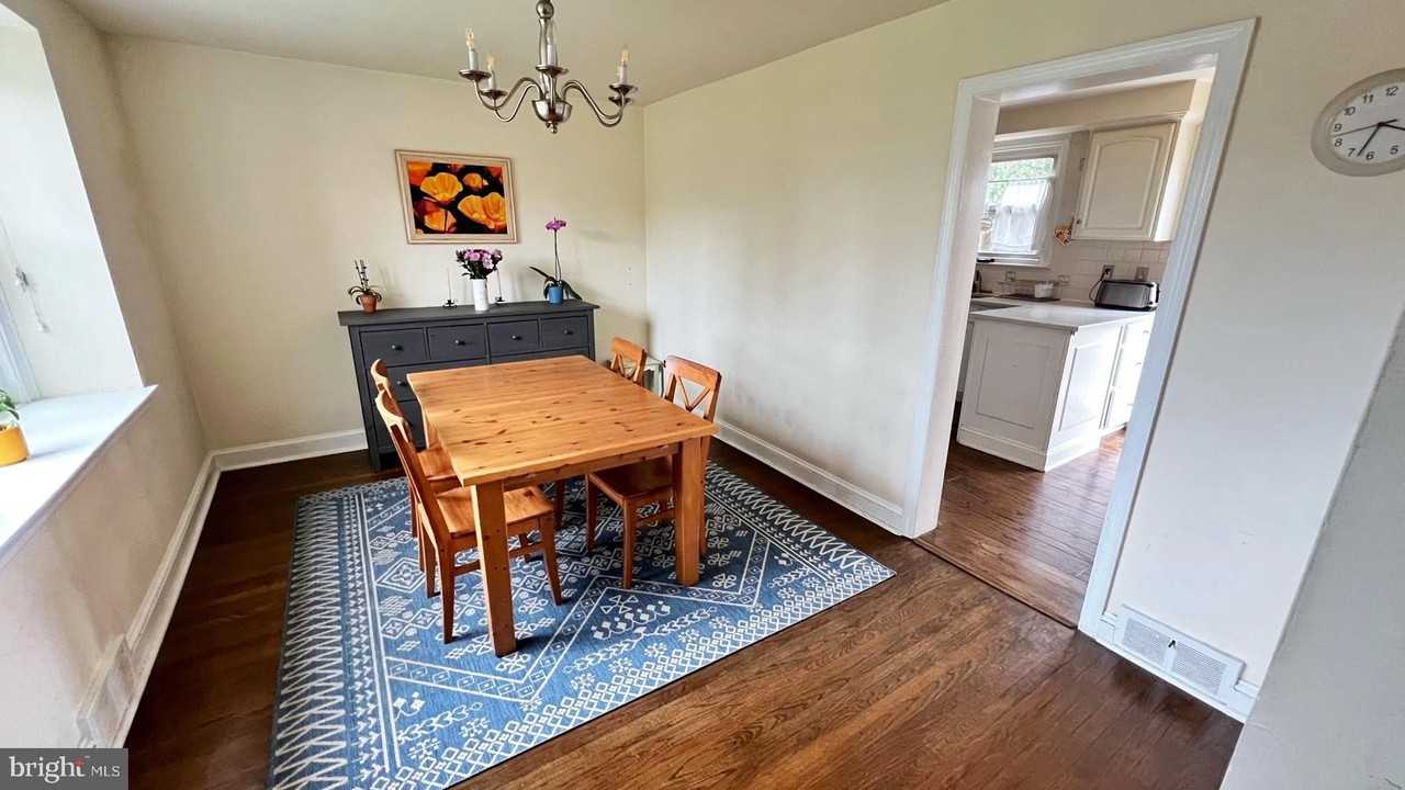 1643 Mount Pleasant Rd - Photo 5 of 13